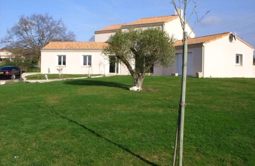 Port-Saint-Pere Villa | casa / villa / chalet - Port saint pere