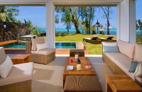 Roches Noires Villa | Casa / villa / chalet - ROCHES NOIRES