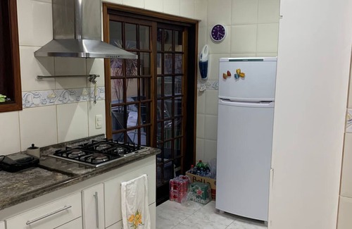 Pereque Casa | House w/ pool in condominium in Guarujá, 3 minutes from the beach