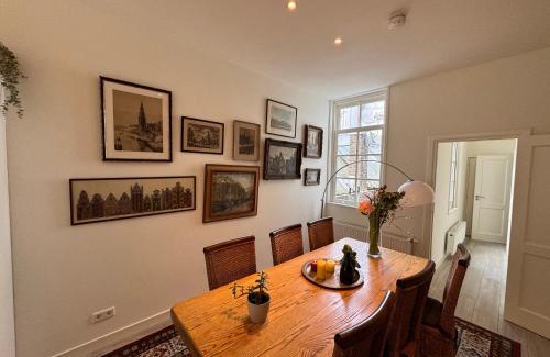 De Weteringschans Apartamento | House with 2 private independent studio's 120 m2 CENTRAL AMSTERDAM