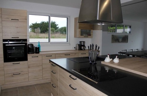 Cleder Casa | House with 30°C pool and enclosed garden 300m from Les Amiets beach - Bretagne