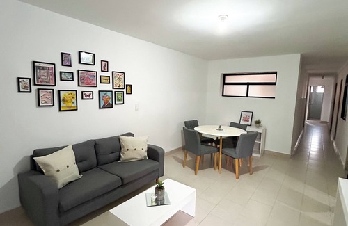 Guayabal Casa | Casa con 4 habitaciones cerca al Poblado en Medellín.