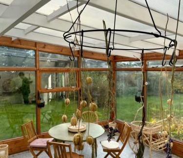 Hornafjörður Casa | House with a magical garden and sunroom