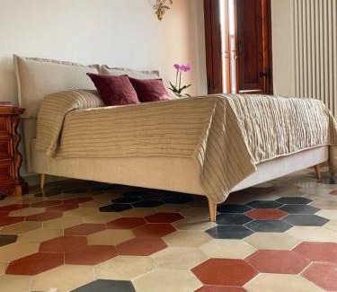 San Gusme Casa | House with a view in Tuscany