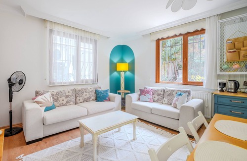 Rumeli Hisari Villa | House with Backyard 8 min to Rumeli Fortress