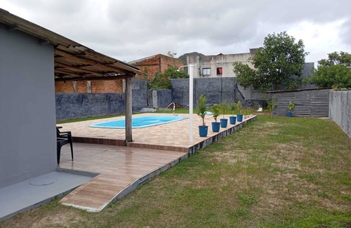Caioba Casa | House with pool 1000 meters from Praia Brava