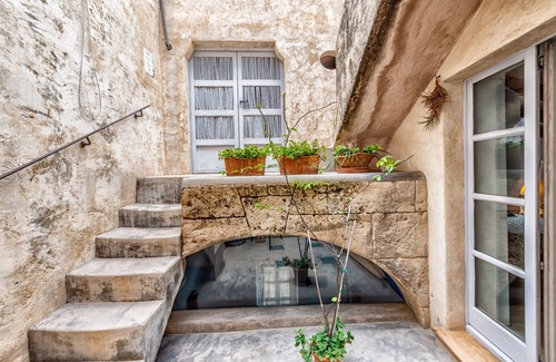 Arta Casa | CASA CON ENCANTO Y PARKING EN EL CENTRO DE ARTÁ, PEQUEÑA PISCINA Y SOLARIUM
