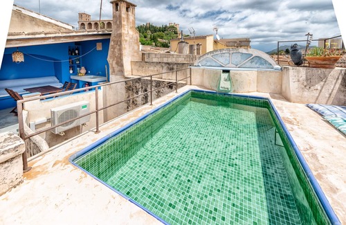 Arta Casa | CASA CON ENCANTO Y PARKING EN EL CENTRO DE ARTÁ, PEQUEÑA PISCINA Y SOLARIUM