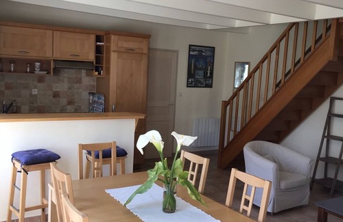 La Trinite-sur-Mer Casa | Casa con jardín cerrado en el pueblo de La Trinite Sur Mer - 5 personas