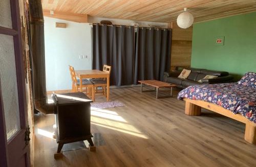 Lajes das Flores Casa | House with Forest View