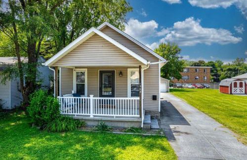 Lorain Casa | HOUSE WITH FREE PARKING