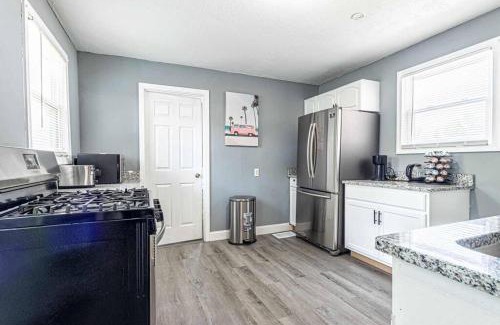 Lorain Casa | HOUSE WITH FREE PARKING