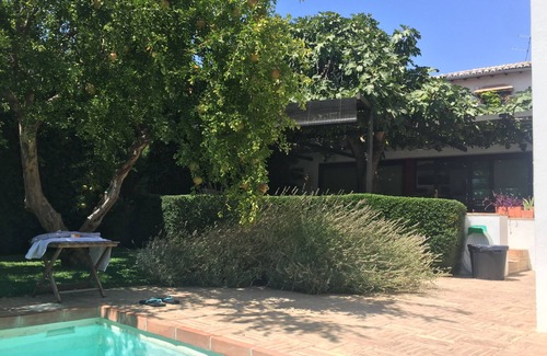 Beiro Casa | casa con jardín en zona natural a 15´del bullicioso centro de la ciudad