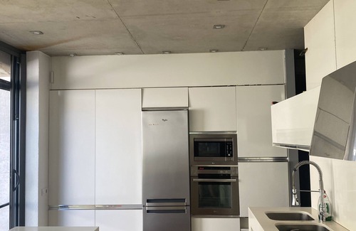 Girona Casa | Casa con jardin y piscina a 5 min de Girona