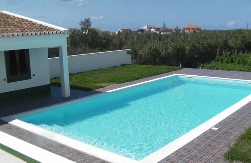Mosteiros Casa | Casa con jardín y piscina