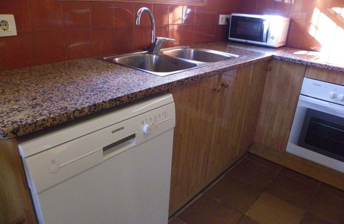 Monells Cabaña | Casa con jardín y terraza, ideal para relajarse, cerca de la Costa Brava