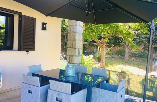 Sartene Casa | Casa con jardín completamente reformada en el centro de la ciudad de Sartène.