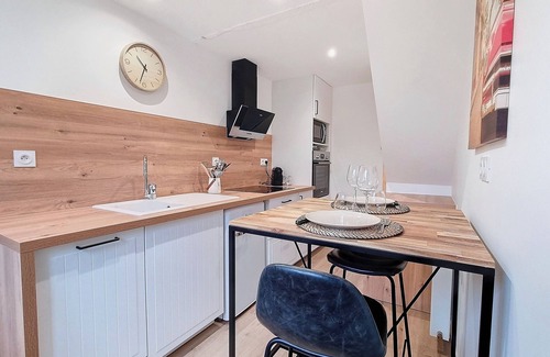 Louviers Casa | House with garden - sauna and whirlpool