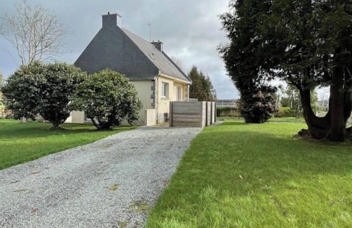 Concarneau Casa | House with large garden