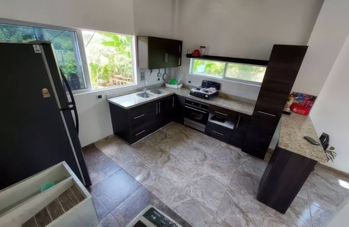 Melgar Chalet De Esquí | Casa con piscina privada y BBQ para Familias y parejas
