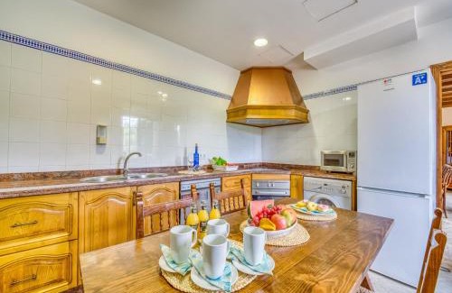 Petra Casa | House with Panoramic Views