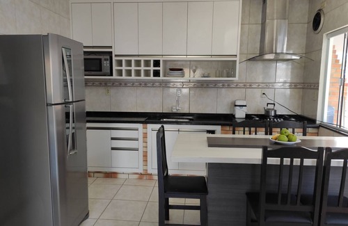 Penha Casa | Casa con piscina a 200 metros de la playa!