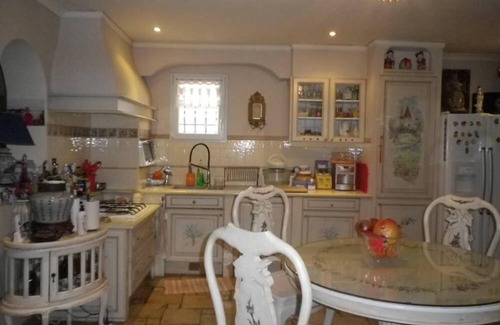 Route d'Arles Casa | Casa con piscina y jardín Casa con piscina y jardín