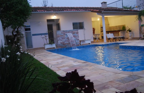 Centro Casa | Casa con piscina, barbacoa, chimenea hay un centro del bloque de la playa