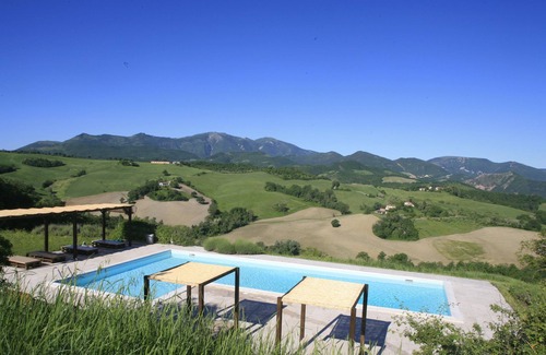 Cagli Casa | Casa con área privada con piscina-10% para reservas hasta diciembre de 2018