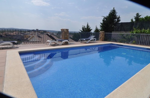 L'Escala Villa | Casa con piscina privada , wifi, barbacoa