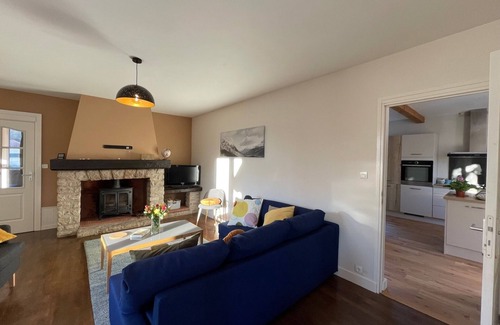 Tremolat Casa | House with private pool and garden near the river.