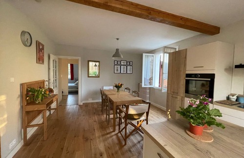 Tremolat Casa | House with private pool and garden near the river.