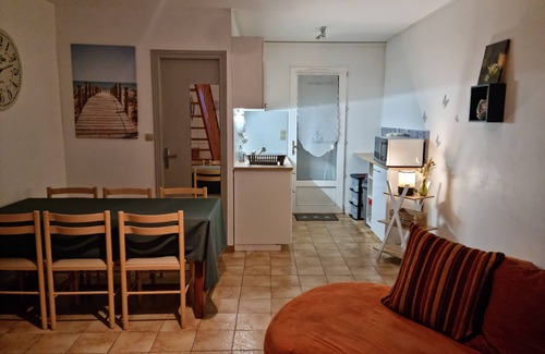 La Tranche-sur-Mer Casa | House with sea view, 20 steps from the beach