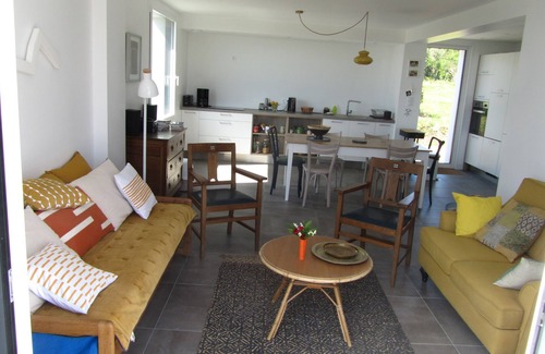 Primelin Casa | House with sea view, close to beaches and footpaths. Peace and quiet.