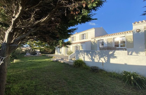 Ile d'Yeu Casa | House with sea view - Plage Vieilles - 4 bedrooms - sleeps 8