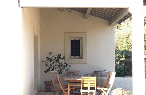 Saint-Didier Casa | House with swimming pool and wooded garden sleeps 6