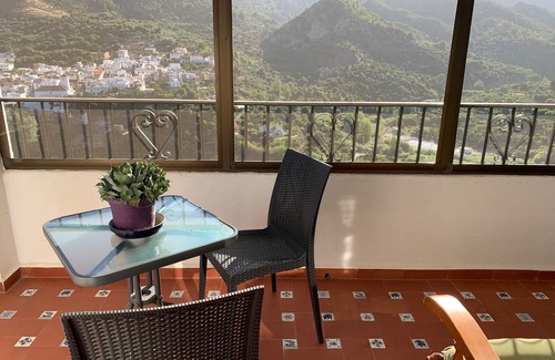 Guajar Faraguit Casa | Casa con vistas y piscina en paraje rural para 10/12 personas