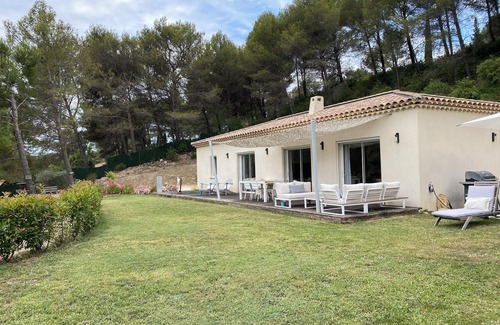 Auriol Casa | House with view and pool