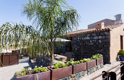 Guía de Isora Cabaña | CASA CON VISTA A TRES ISLAS CANARIAS