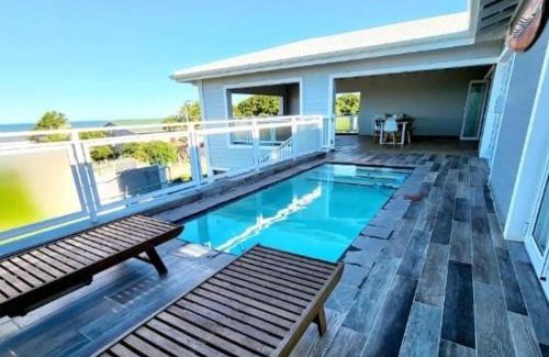 Pennington Casa | House17Jagger on Cod