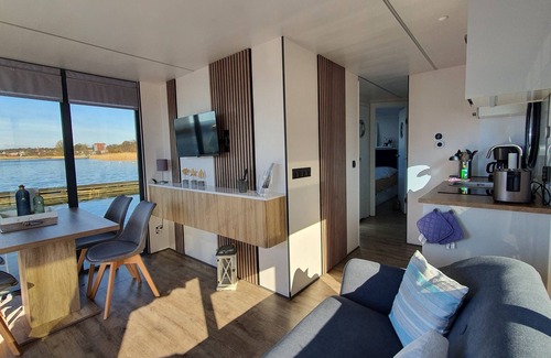 Schleswig Alquiler De Eote | Houseboat Fjord Dory with bio-sauna and roof terrace in Schleswig