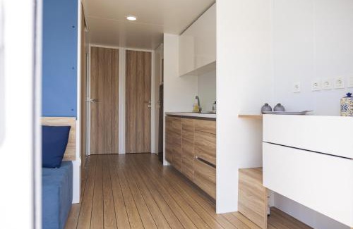 Bisceglie Alquiler De Eote | Houseboat Floatart Experience Bisceglie