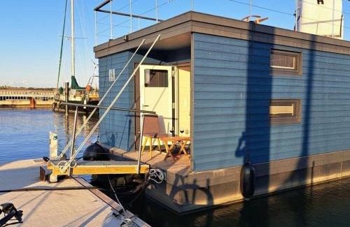 Knieper Nord Alquiler De Eote | Houseboat Harmony