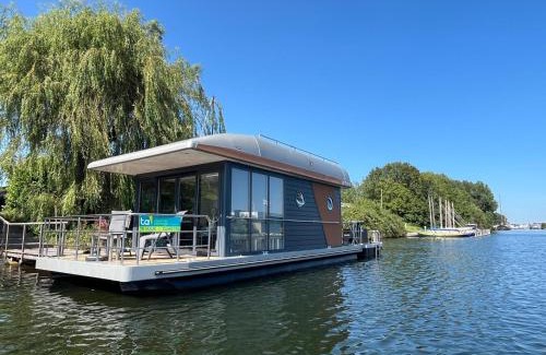 Kamperland Alquiler De Eote | Houseboat Kamperland