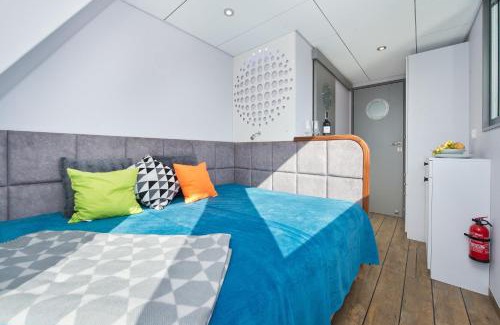 Cedry Wielkie Alquiler De Eote | Houseboat