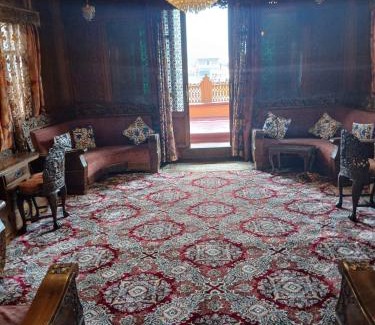 Khattalwada Alquiler De Eote | Houseboat Queen Of Africa