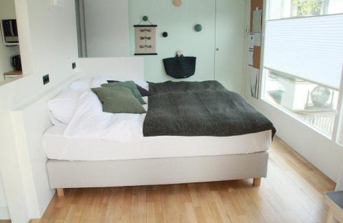 Stadionbuurt Cama Y Desayuno | Houseboat Studio Sooki