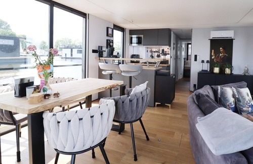 Offingawier Alquiler De Eote | Casa flotante con sauna y fantásticas