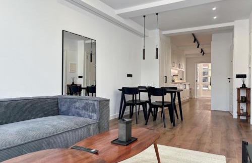 La Coruna Apartamento | housingcoruña PLAZA DE ESPAÑA