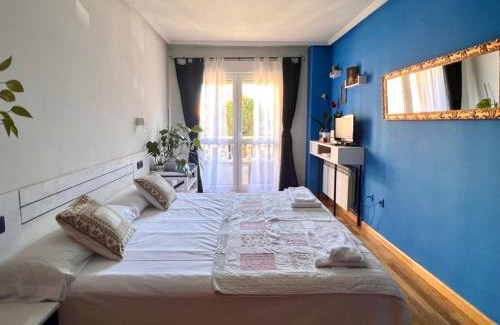 León Apartamento | Housingleon- Casa Oliva con Garaje